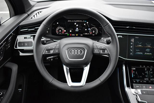 new 2025 Audi Q7 car, priced at $75,650