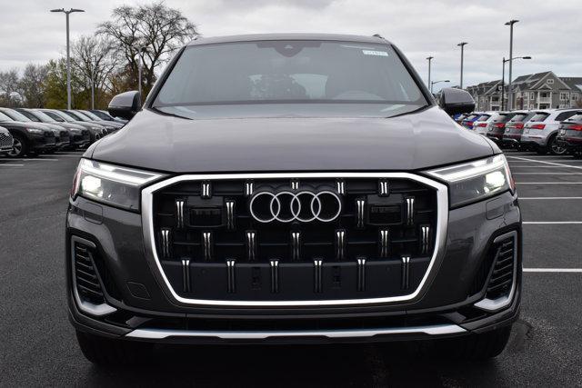 new 2025 Audi Q7 car, priced at $75,650