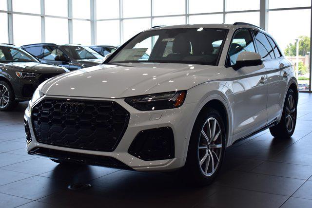 new 2024 Audi Q5 car, priced at $67,027