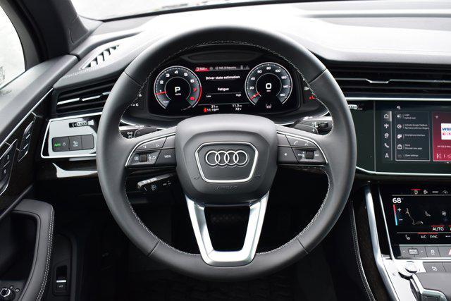 new 2025 Audi Q7 car, priced at $70,200