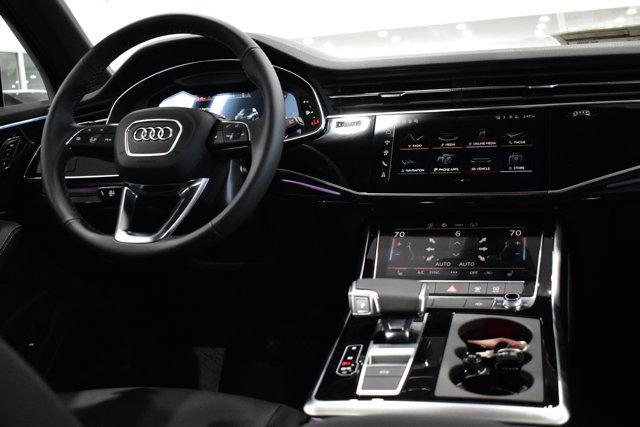 new 2025 Audi Q7 car, priced at $69,095