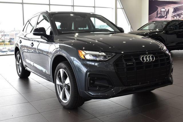 new 2025 Audi Q5 car, priced at $55,990