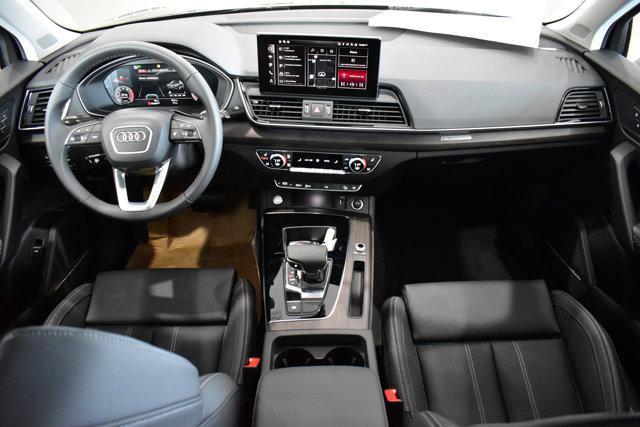 new 2025 Audi Q5 car, priced at $55,990