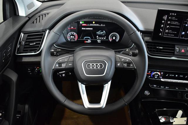 new 2025 Audi Q5 car, priced at $55,990