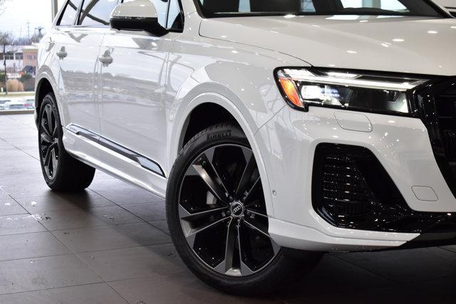 new 2025 Audi Q7 car, priced at $77,880