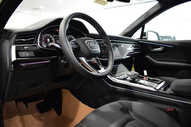 new 2025 Audi Q7 car, priced at $77,880