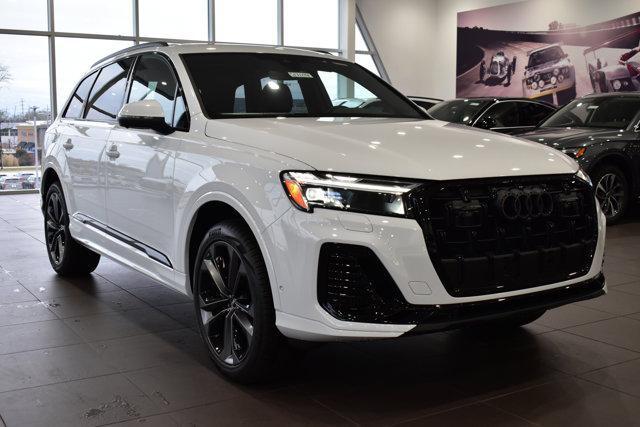 new 2025 Audi Q7 car, priced at $77,880