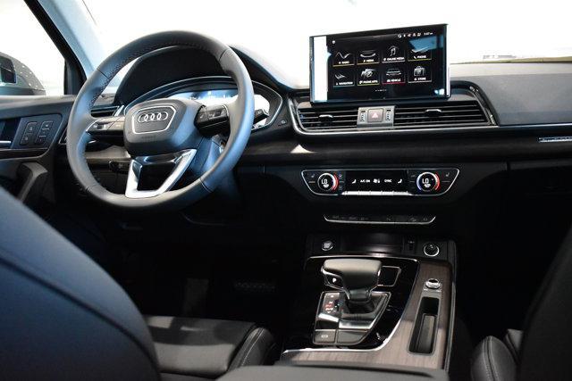 new 2025 Audi Q5 car, priced at $58,175