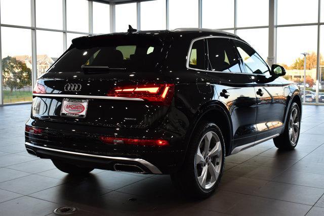 new 2025 Audi Q5 car, priced at $58,175