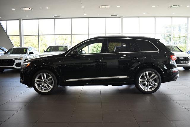 new 2025 Audi Q7 car, priced at $76,950