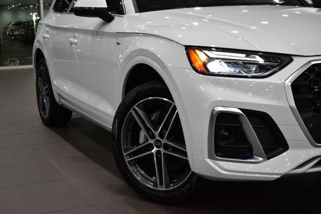 new 2025 Audi Q5 car, priced at $67,785