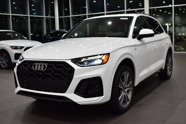 new 2025 Audi Q5 car, priced at $52,820