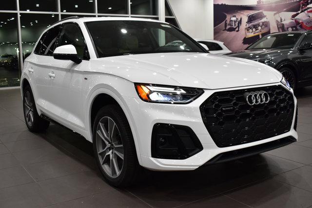 new 2025 Audi Q5 car, priced at $52,820