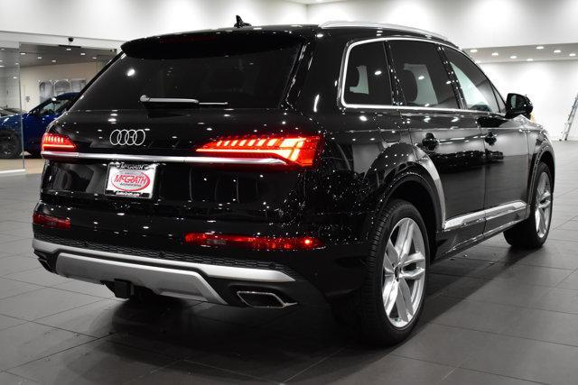 new 2025 Audi Q7 car, priced at $74,295