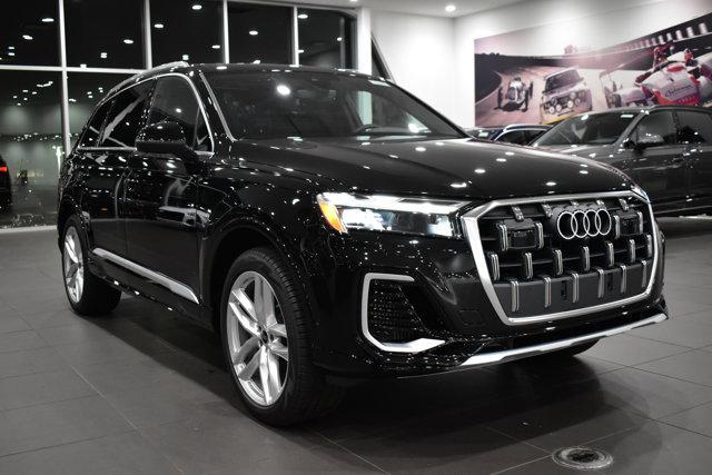 new 2025 Audi Q7 car, priced at $74,295