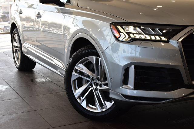 used 2024 Audi Q7 car, priced at $56,000