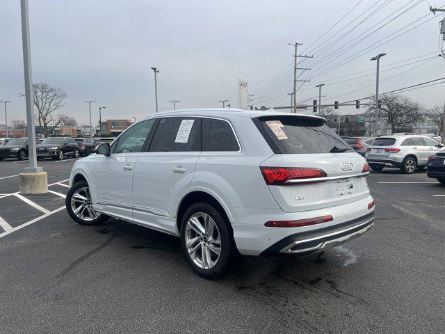 used 2024 Audi Q7 car, priced at $57,999