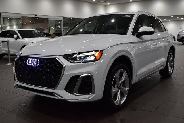 new 2025 Audi Q5 car, priced at $58,175