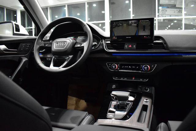 new 2025 Audi Q5 car, priced at $58,175