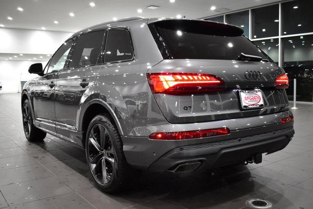 new 2025 Audi Q7 car, priced at $77,750