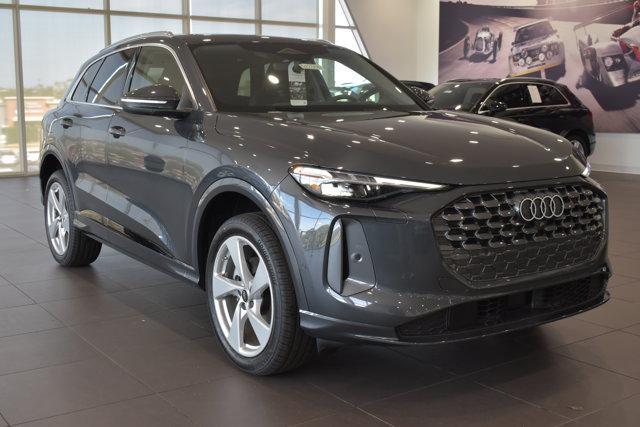 new 2025 Audi Q5 car, priced at $61,300
