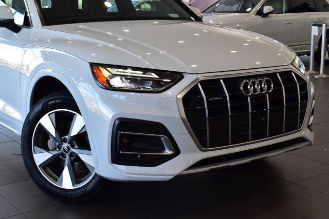 new 2025 Audi Q5 car, priced at $55,075