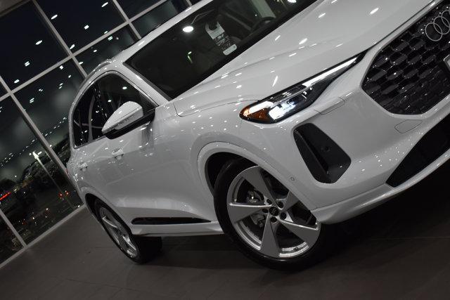 new 2025 Audi Q5 car, priced at $64,380