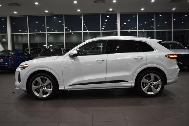 new 2025 Audi Q5 car, priced at $64,380