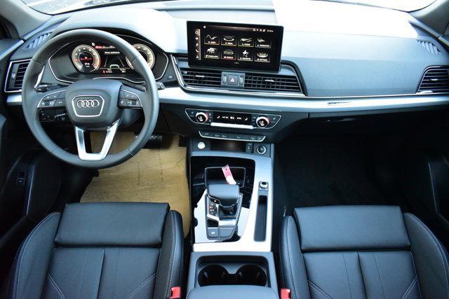 new 2025 Audi Q5 car, priced at $54,000