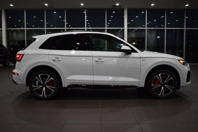 new 2025 Audi Q5 car, priced at $59,340