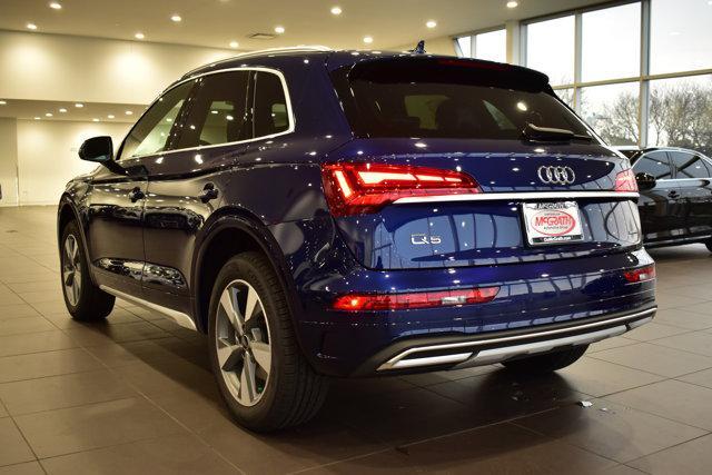 new 2025 Audi Q5 car, priced at $55,075