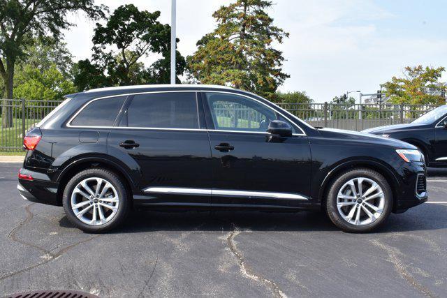 new 2025 Audi Q7 car, priced at $82,625