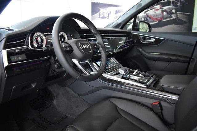 new 2025 Audi Q7 car, priced at $75,790