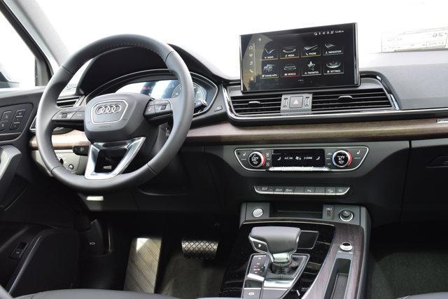 new 2025 Audi Q5 car, priced at $49,890