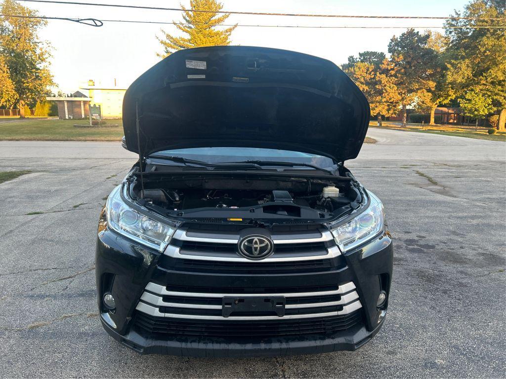 used 2018 Toyota Highlander car, priced at $17,900