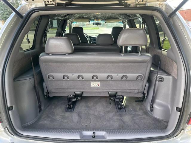 used 2000 Dodge Caravan car, priced at $2,999