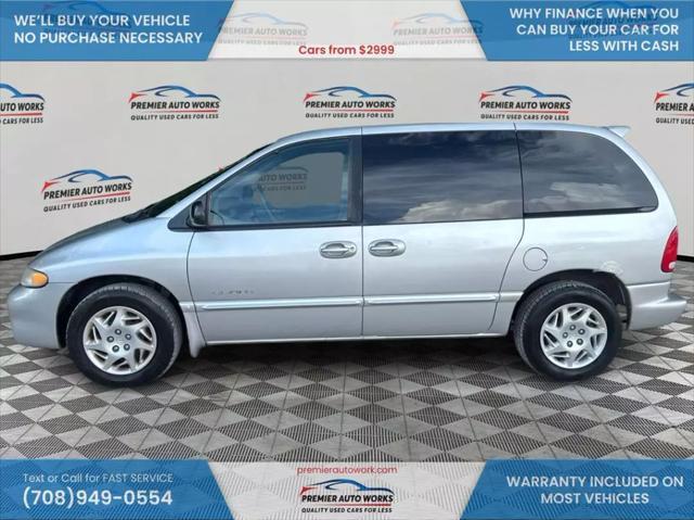 used 2000 Dodge Caravan car, priced at $2,999