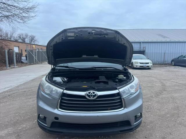 used 2015 Toyota Highlander car, priced at $15,000