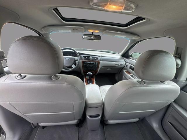 used 2007 Ford Taurus car, priced at $3,500