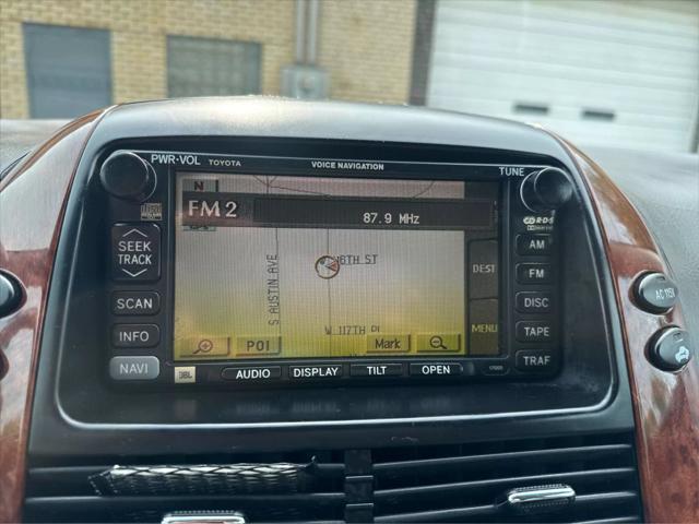 used 2004 Toyota Sienna car, priced at $3,500
