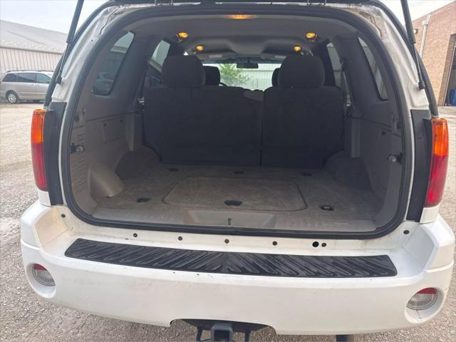 used 2004 GMC Envoy car, priced at $4,500