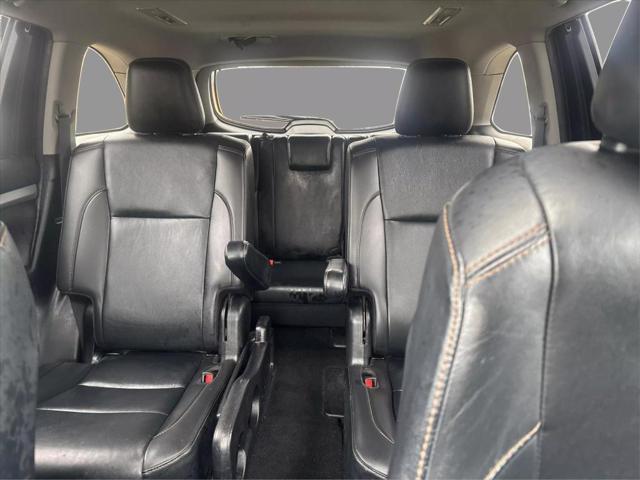 used 2019 Toyota Highlander car, priced at $21,500