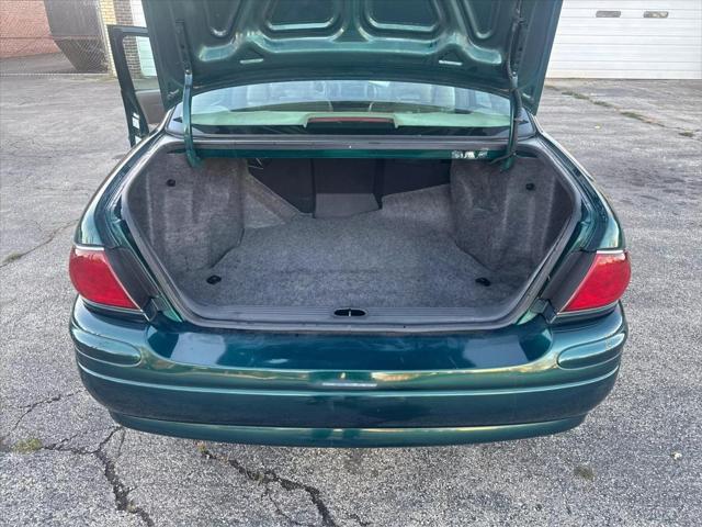 used 2000 Buick LeSabre car, priced at $2,999