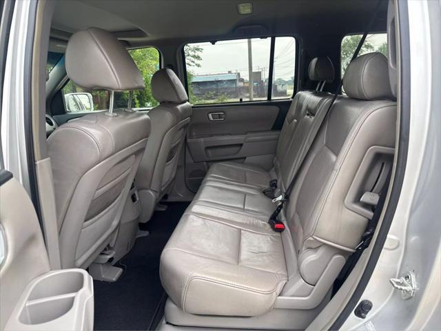 used 2009 Honda Pilot car, priced at $4,999