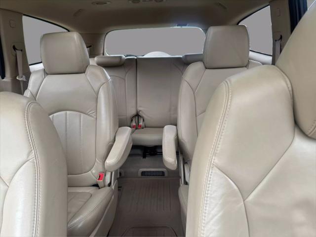used 2011 Buick Enclave car, priced at $6,500