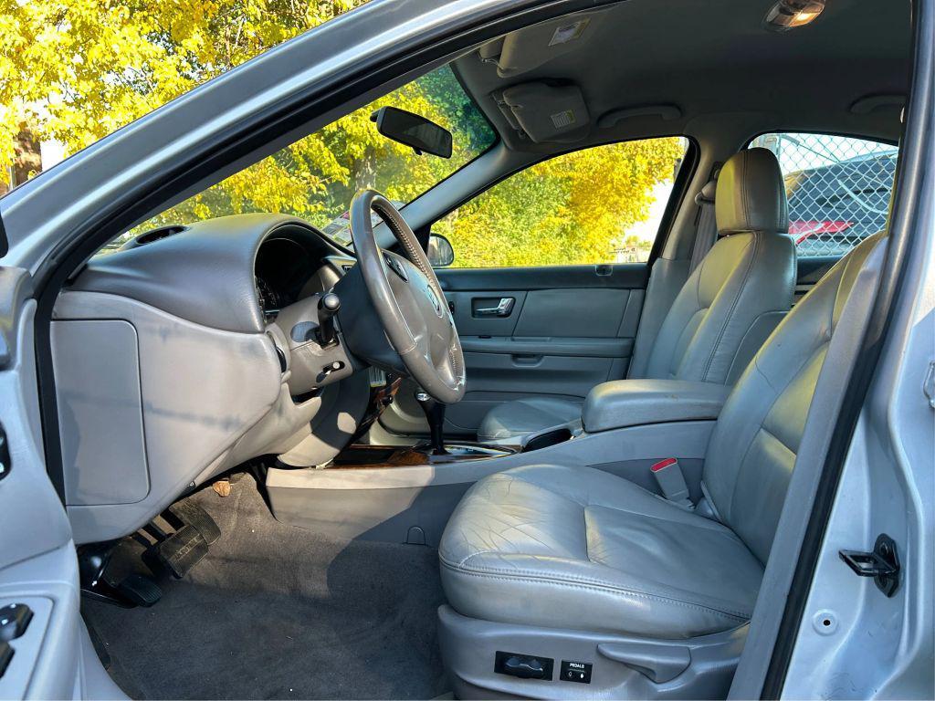 used 2000 Mercury Sable car, priced at $3,500
