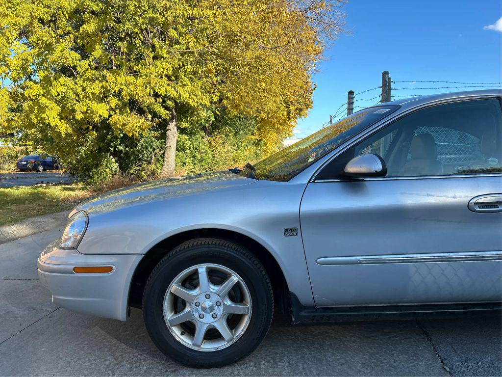 used 2000 Mercury Sable car, priced at $3,500