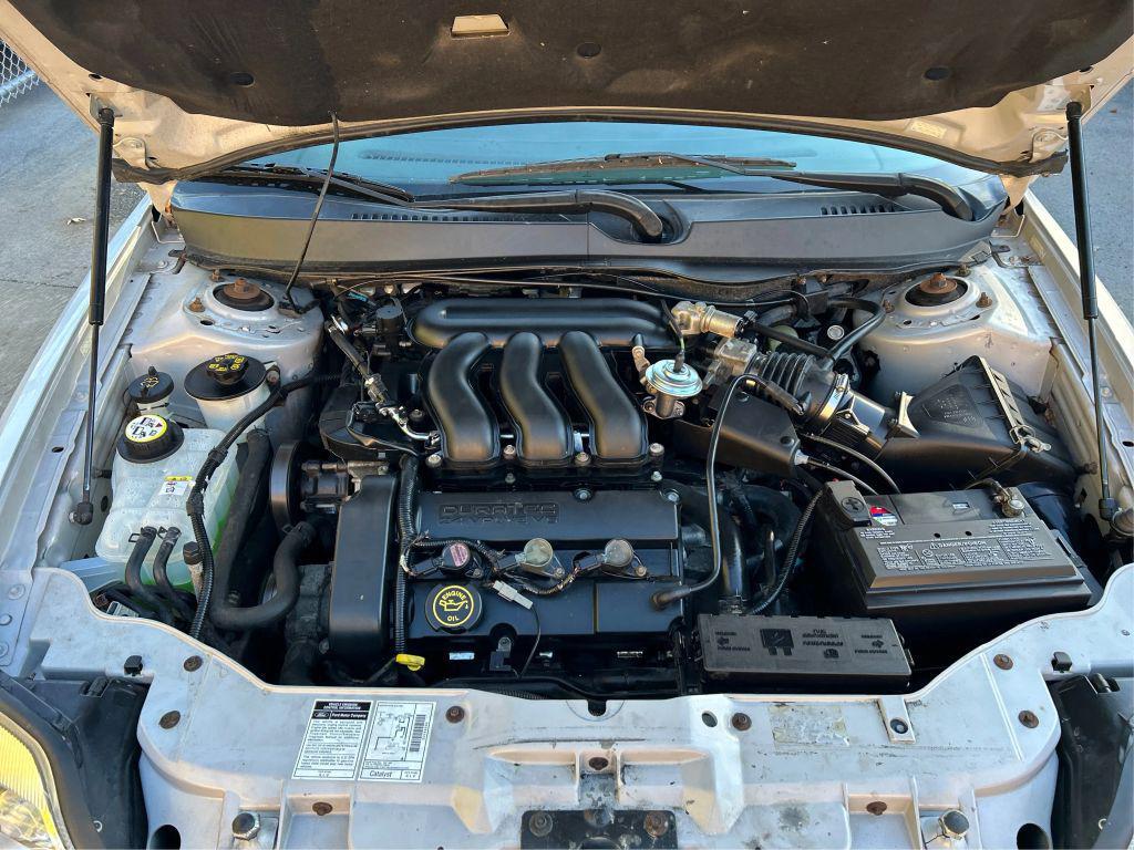 used 2000 Mercury Sable car, priced at $3,500