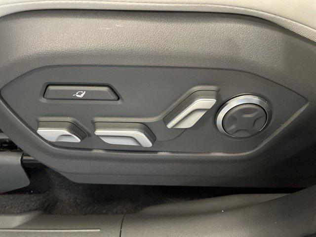 new 2026 Hyundai SANTA FE HEV car, priced at $53,205