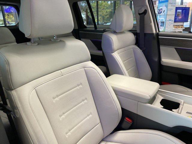 new 2026 Hyundai SANTA FE HEV car, priced at $53,205